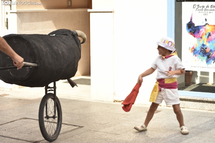 Encierro infantil en El Burgo de Osma.