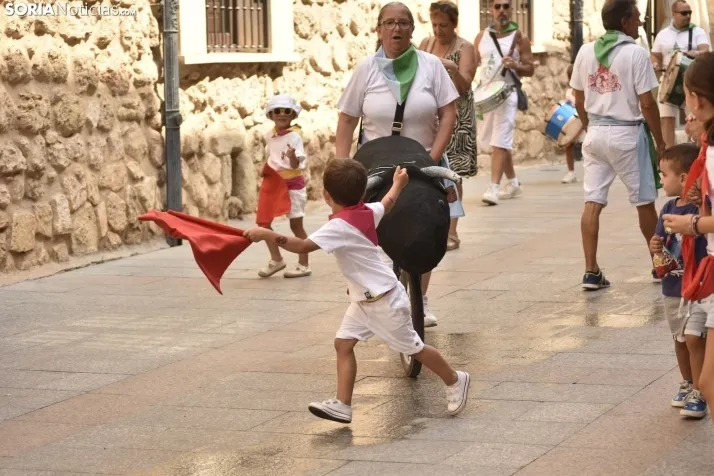 Encierro infantil en El Burgo de Osma.