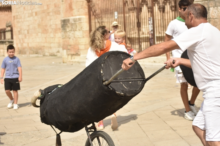 Encierro infantil en El Burgo de Osma.