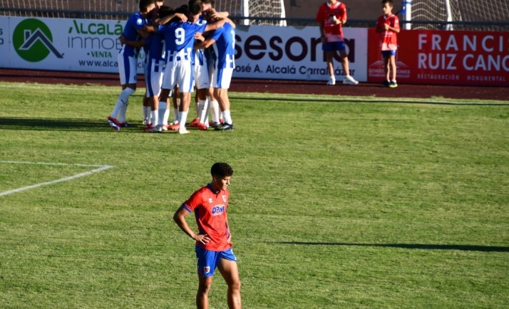 CD Numancia pierde 0-2 con el Alavés B y siembra dudas