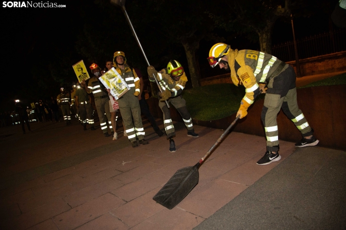 Marcha Bomberos Forestales 