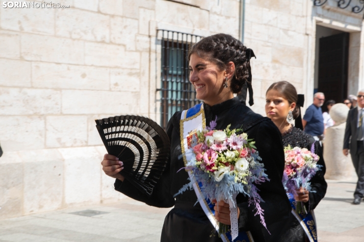 Ofrenda floral a la Virgen del Espino