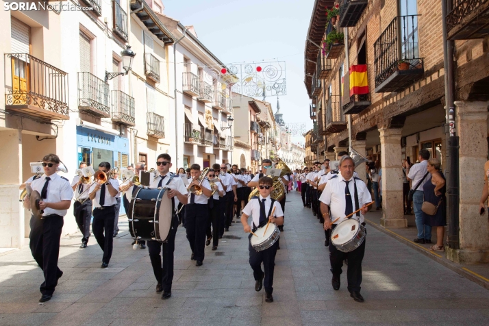 Ofrenda floral a la Virgen del Espino