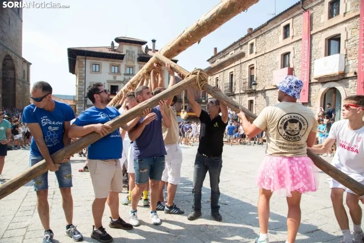 Pingada del mayo en Vinuesa