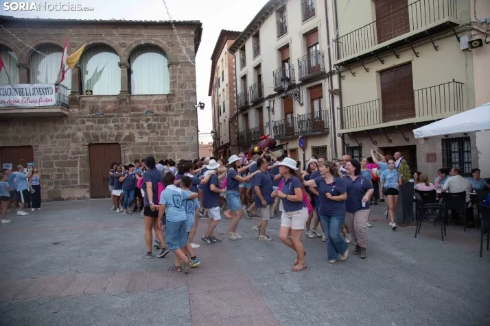 Quema del Gallo Roque 2025