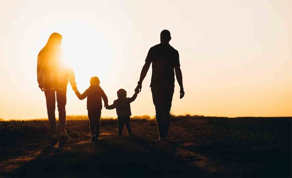 Bienestar emocional y participación: las claves de la formación para padres que impulsa la Junta