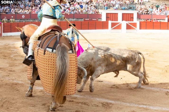 Toros en El Burgo 2025