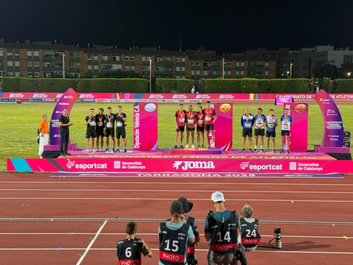 El Atletismo Numantino consigue el oro y bate el r&eacute;cord del campeonato de Espa&ntilde;a en el 4&times;4