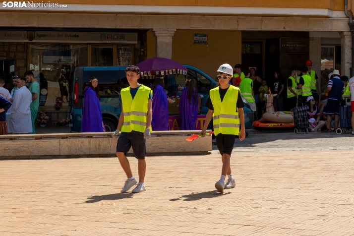 Disfraces en Almazán./ Viksar Fotografía