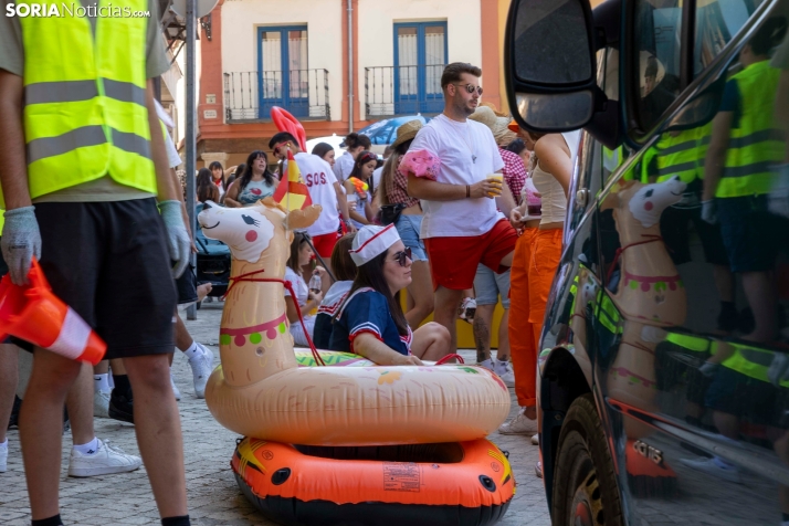 Disfraces en Almazán./ Viksar Fotografía