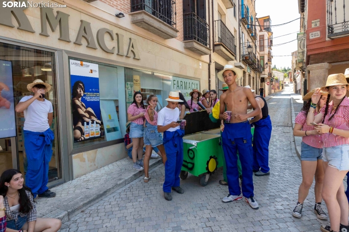 Disfraces en Almazán./ Viksar Fotografía