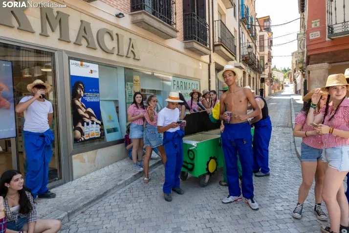 Disfraces en Almazán./ Viksar Fotografía