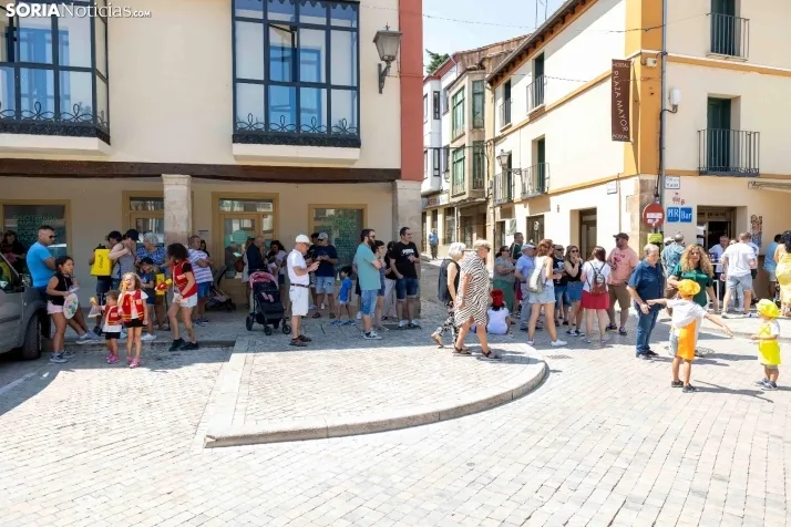 Disfraces en Almazán./ Viksar Fotografía