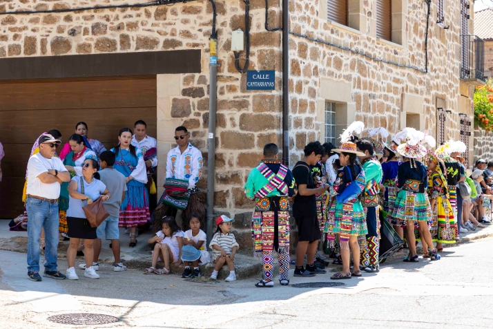 Fotos: El Royo viaja al pasado con sus Jornadas de los Indianos