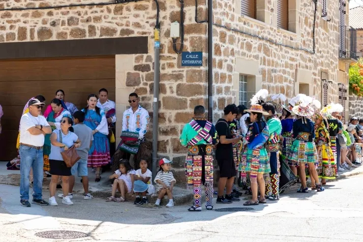 Fotos: El Royo viaja al pasado con sus Jornadas de los Indianos