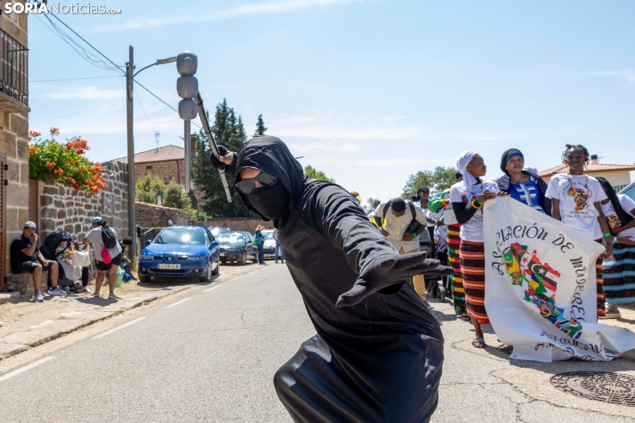 Fotos: El Royo viaja al pasado con sus Jornadas de los Indianos