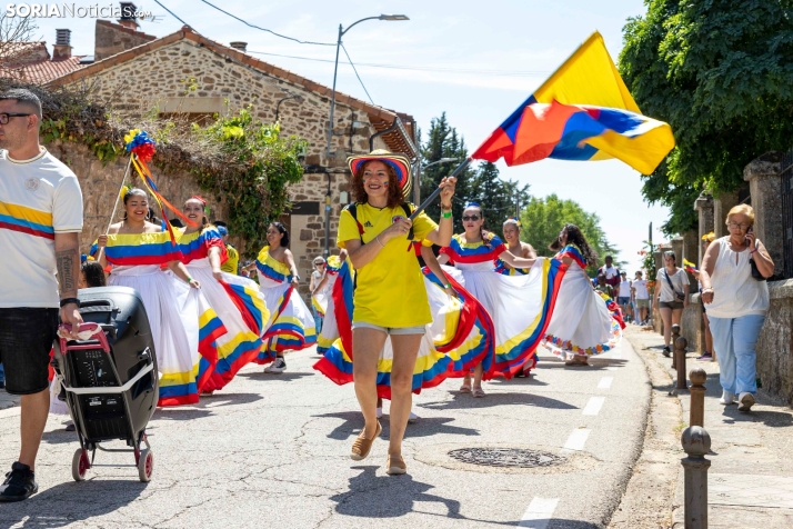 Fotos: El Royo viaja al pasado con sus Jornadas de los Indianos