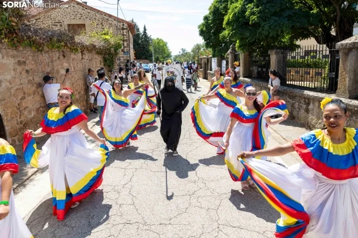 Fotos: El Royo viaja al pasado con sus Jornadas de los Indianos