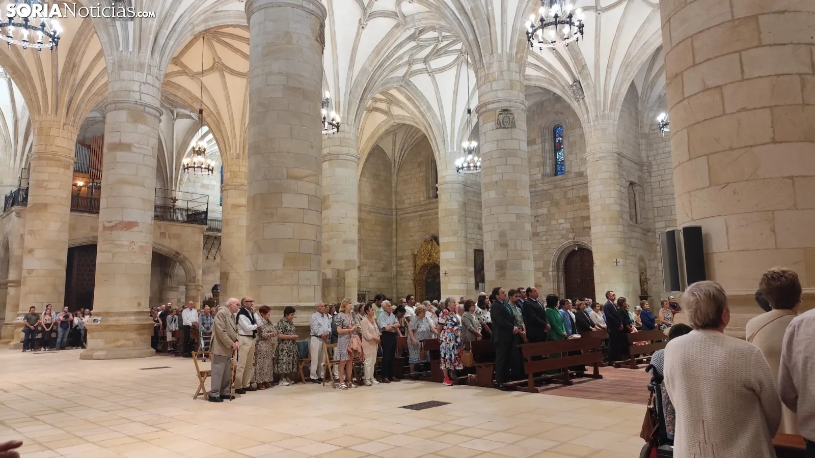 Una imagen de la eucaristía que servía de despedida del obispo en la capital soriana este sábado en la concatedral. /SN