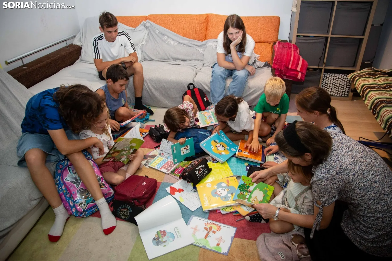 La familia Acasandre vive en Gallinero y tiene once hijos 