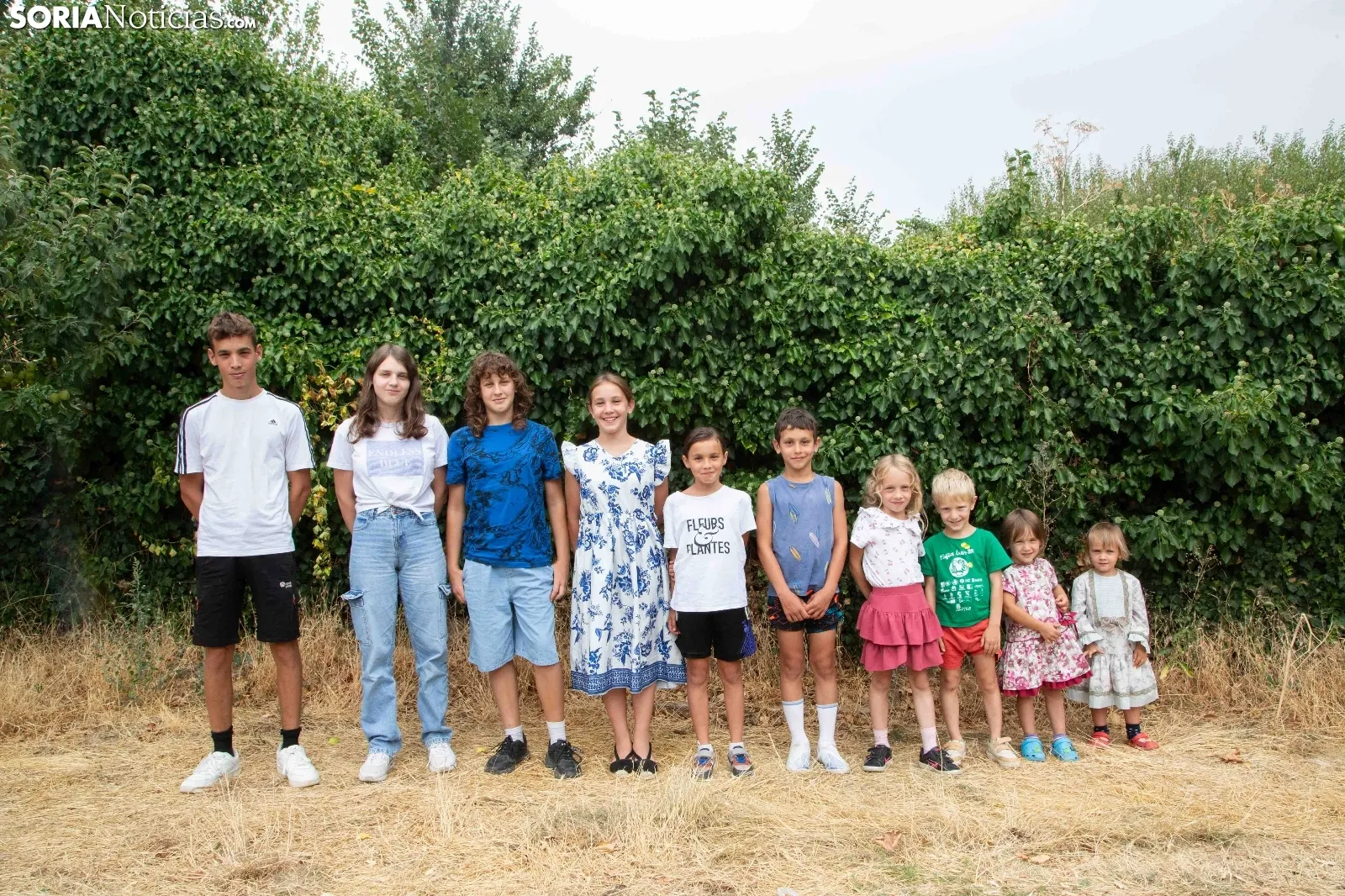 La familia Acasandre vive en Gallinero y tiene once hijos 