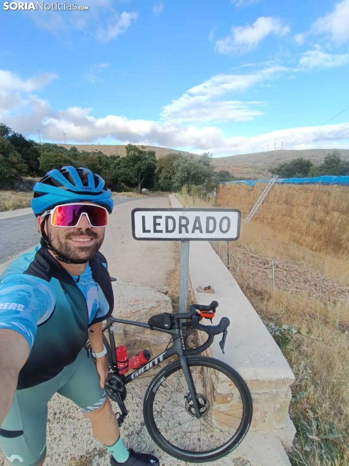  Fernando Valdecantos, el joven soriano que tiene como objetivo recorrer todos los pueblos de Soria en bicicleta
