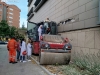 Una apisonadora colisiona contra el edificio de la Junta en Soria. 