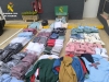 Foto 1 - Golpe al topmanta en Soria: La Guardia Civil detiene a 3 vecinos de Madrid con 650 prendas falsificadas