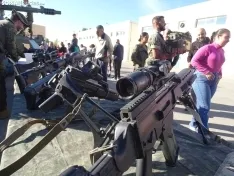 Una imagen de la jornada de puertas abiertas hoy en El Burgo. /PC