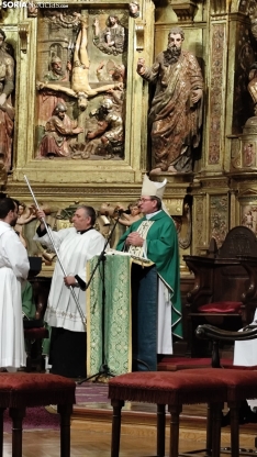 Una imagen de la eucaristía que servía de despedida del obispo en la capital soriana este sábado en la concatedral. /SN