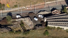 La Guardia Civil de Soria detiene 8 personas de Madrid en la estación de Torralba cuando intentaban robar material ferroviario/ Guardia Civil.