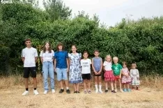 La familia Acasandre vive en Gallinero y tiene once hijos 