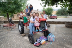 La familia Acasandre vive en Gallinero y tiene once hijos 