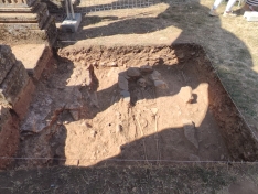 Foto 3 - Las excavaciones en los Arcos de San Juan de Duero dejan al descubierto varios enterramientos y un sorprendente pozo