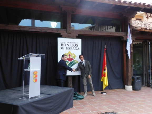 CRÓNICA | María de Tovar regresa para coronar a Berlanga como uno de los pueblos más bonitos