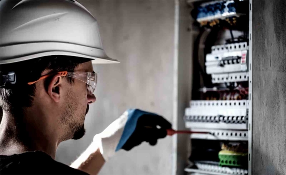 Oferta de empleo: se busca electricista en Soria capital