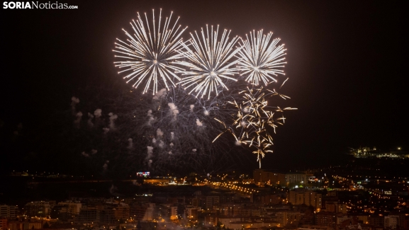 Programa completo de San Saturio 2025 día por día: todos los detalles, conciertos, cabezudos, toros…