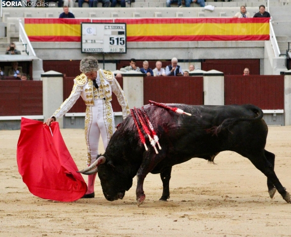 Rubén Sanz se confirma en Las Ventas sin toros, sin estoque y con prisas
