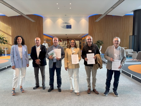 Junta y OPAs de CyL rechazan en Bruselas el recorte de la PAC