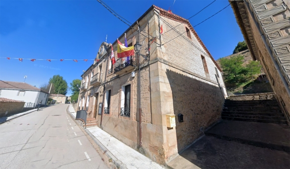 Muriel de la Fuente expone el proyecto para su salón de usos múltiples