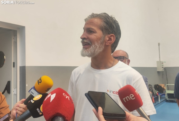 Los consejos de este experto en ciberseguridad: Nunca digas eso cuando descuelgues el teléfono