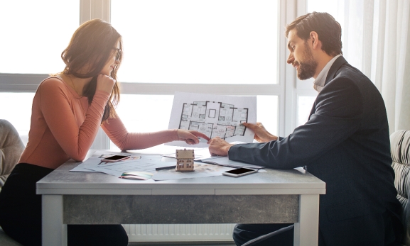 Talleres gratuitos de vivienda en CyL: claves para comprar o alquilar