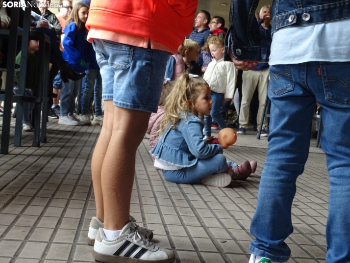 Una imagen del tiempo de vermú en Los Royales este domingo. /PC