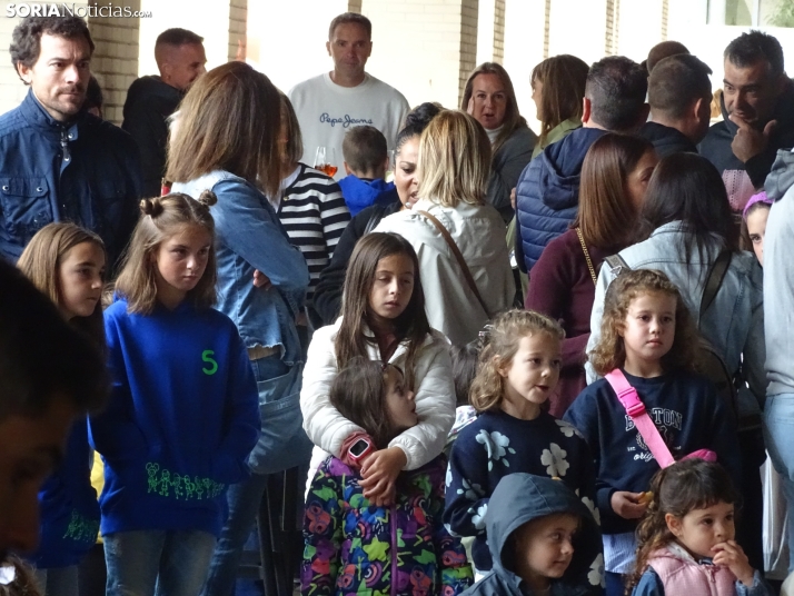 Una imagen del tiempo de vermú en Los Royales este domingo. /PC