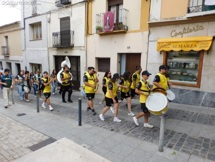 GALER&Iacute;A | Almaz&aacute;n vive su &uacute;ltima ma&ntilde;ana de fiestas al ritmo de las charangas