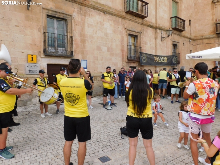 GALER&Iacute;A | Almaz&aacute;n vive su &uacute;ltima ma&ntilde;ana de fiestas al ritmo de las charangas