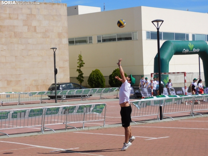 GALER&Iacute;A | El deporte universitario vibra en el Campus de Soria con la Olimpiada de Caja Rural