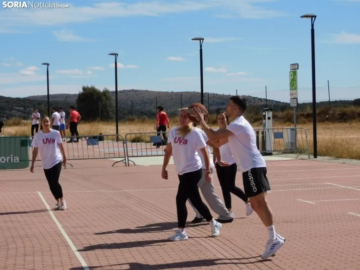 GALER&Iacute;A | El deporte universitario vibra en el Campus de Soria con la Olimpiada de Caja Rural