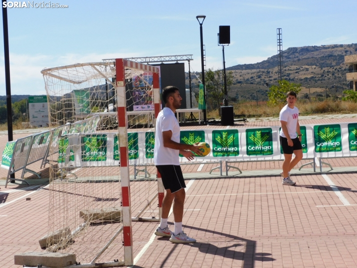 GALER&Iacute;A | El deporte universitario vibra en el Campus de Soria con la Olimpiada de Caja Rural