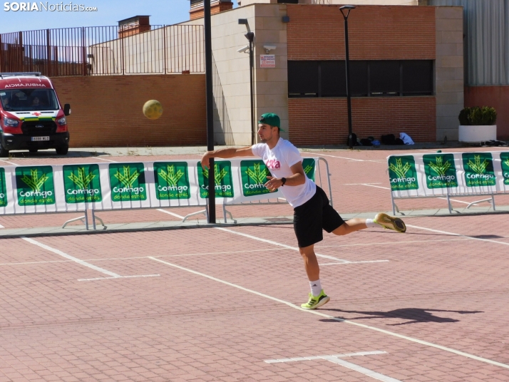 GALER&Iacute;A | El deporte universitario vibra en el Campus de Soria con la Olimpiada de Caja Rural